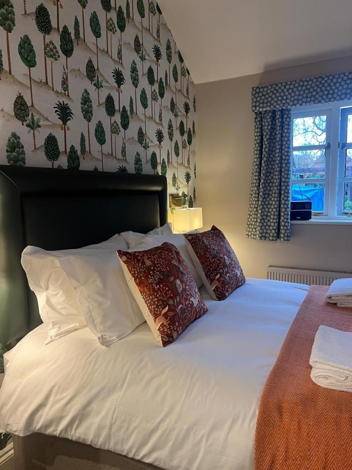 The Peat Spade 4* Stockbridge (Hampshire)